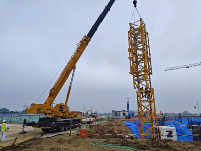 中国能源建设集团安徽电力建设第二工程 工程建设 六安电厂#1机组锅炉固定端10t塔吊顺利安装