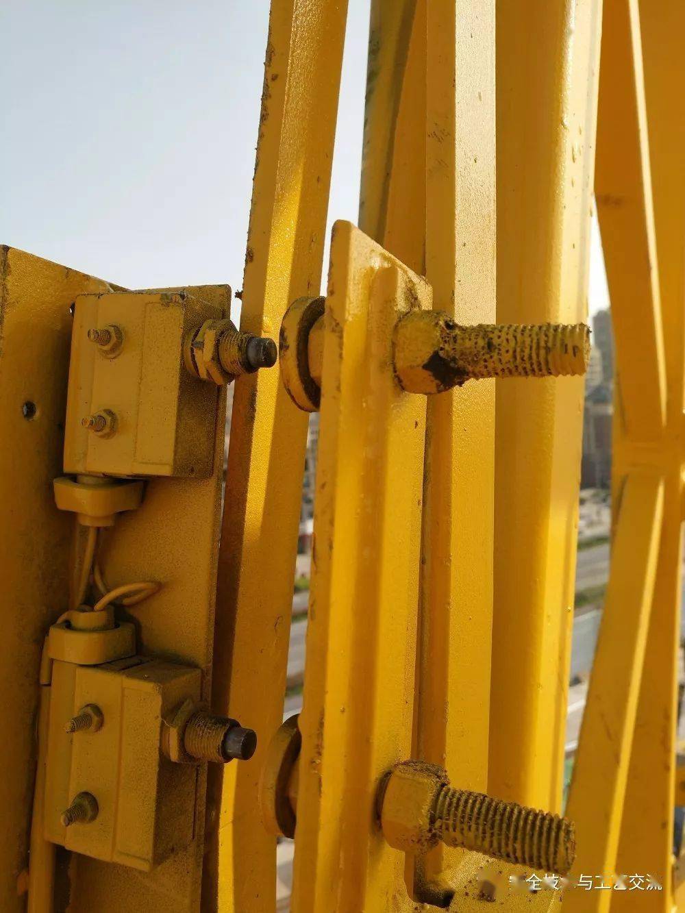 事故警示 | 3死4伤,12月已发生两起塔吊事故!塔吊倒塌?其实很难!